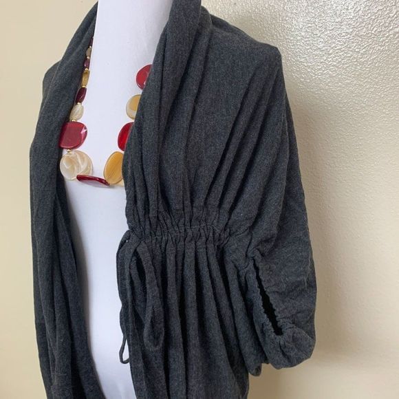 Jarbo Wool & Cashmere Shrug/Cardigan - Picture 3 of 9